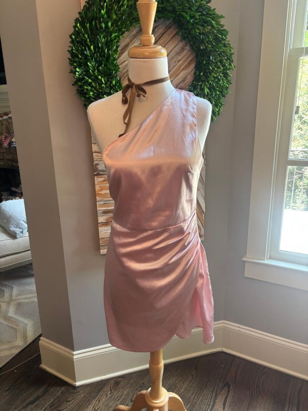 shoulder dress
